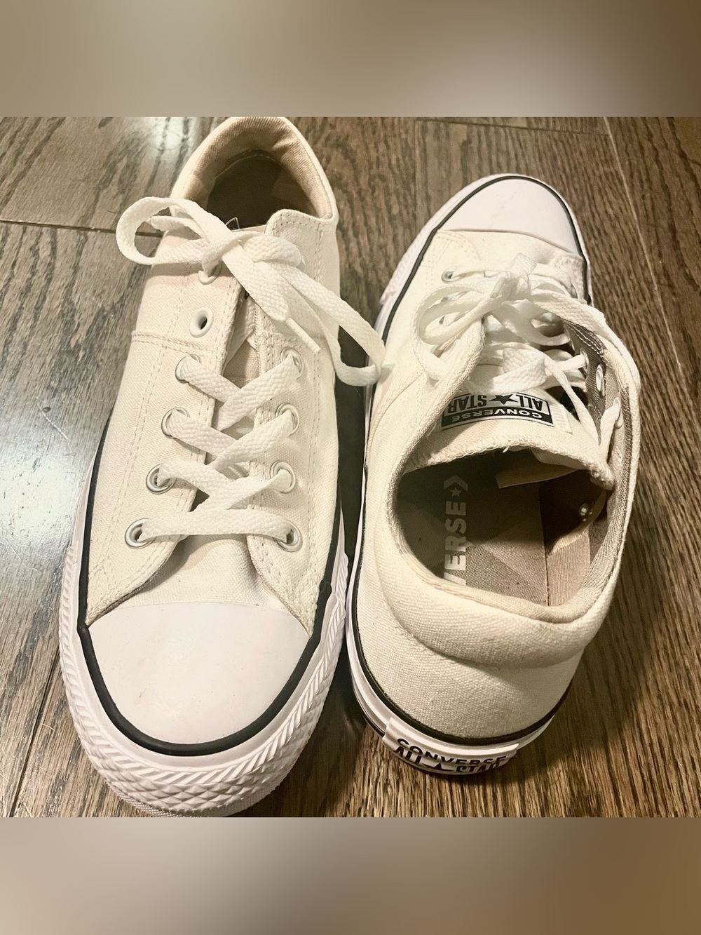 Converse Chuck Taylor Low Top Sneakers - Picture 8 of 10